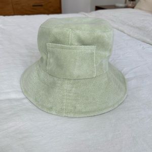 NWOT mint Clare V bucket hat